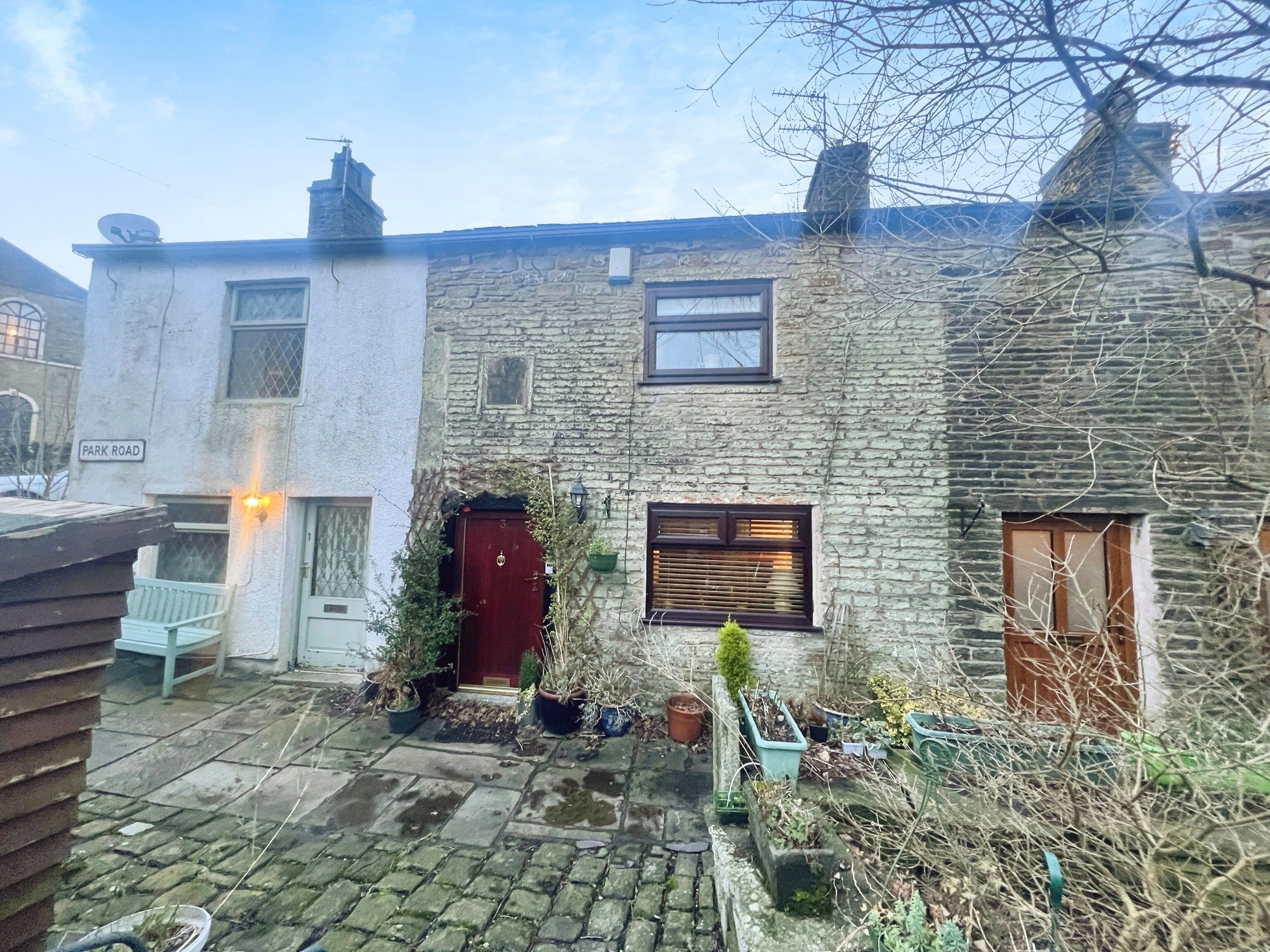 2 bedroom terraced house for sale