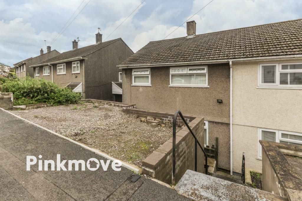 3 bed semi-detached house