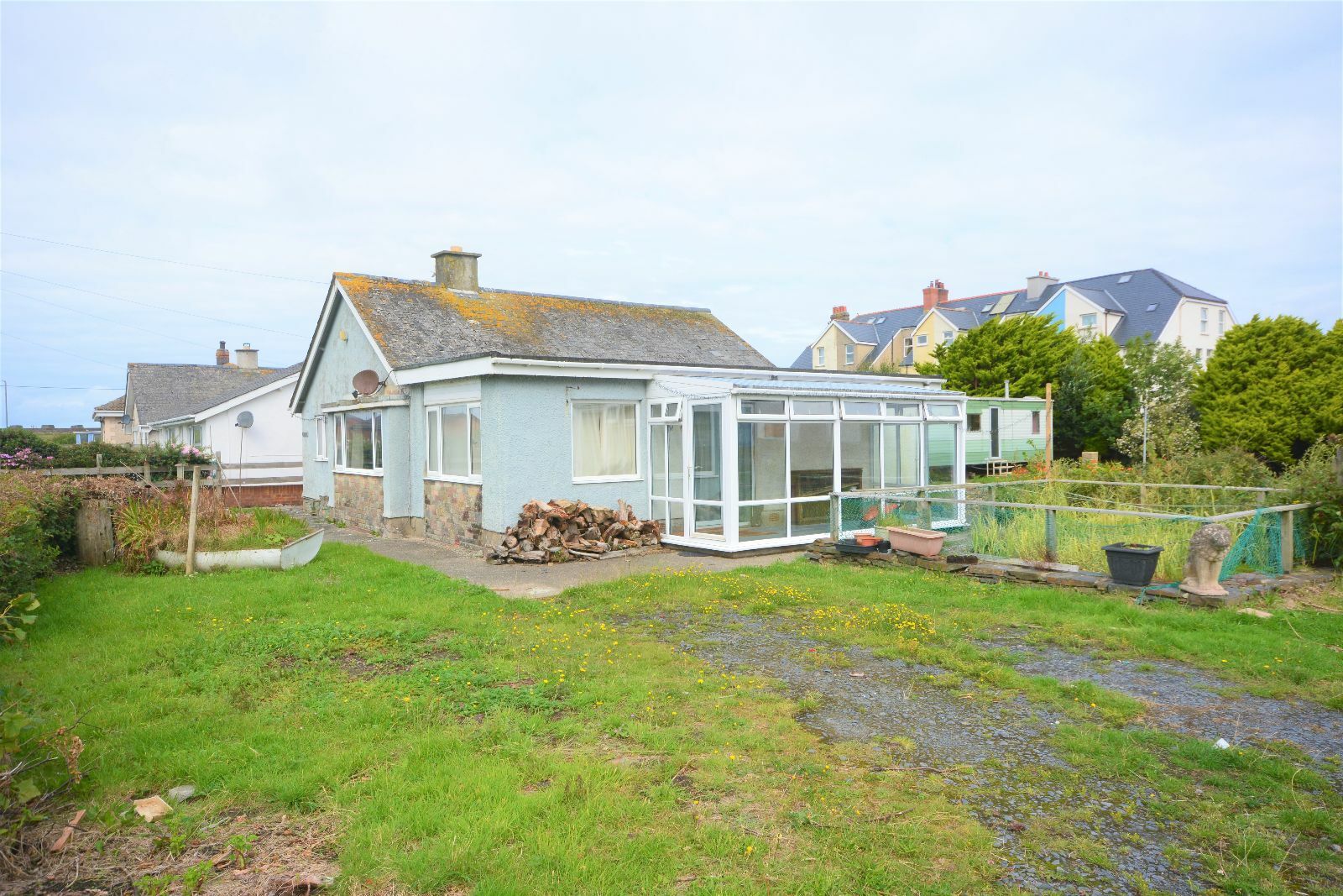 3 bed bungalow