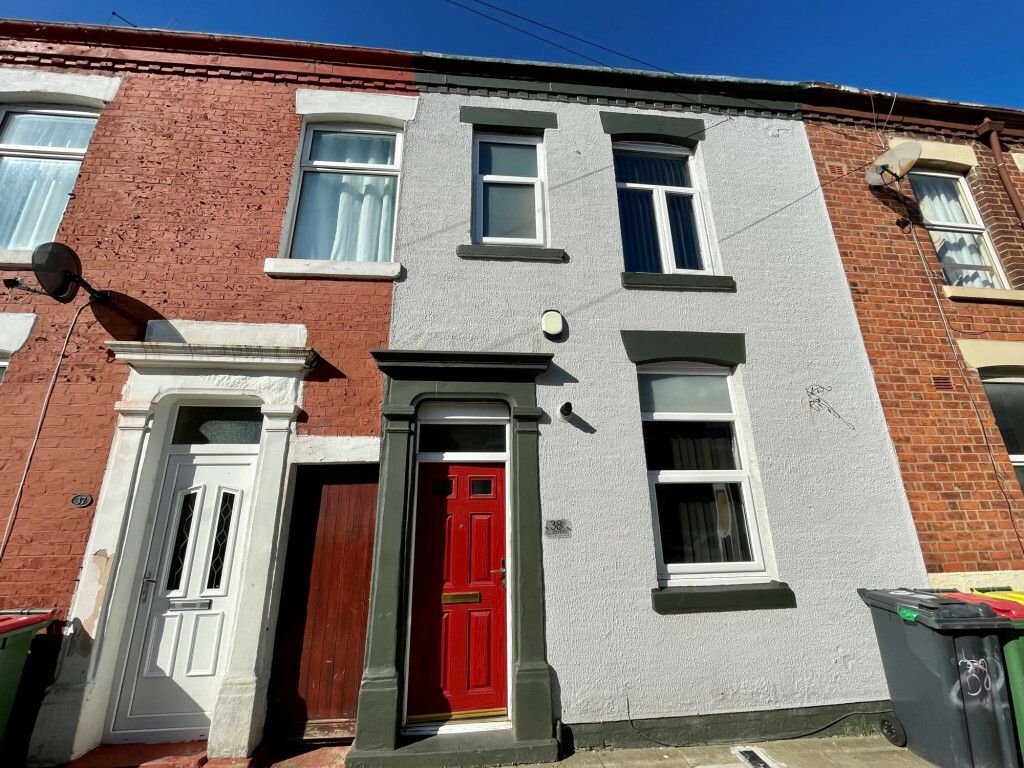 3 bed terraced house