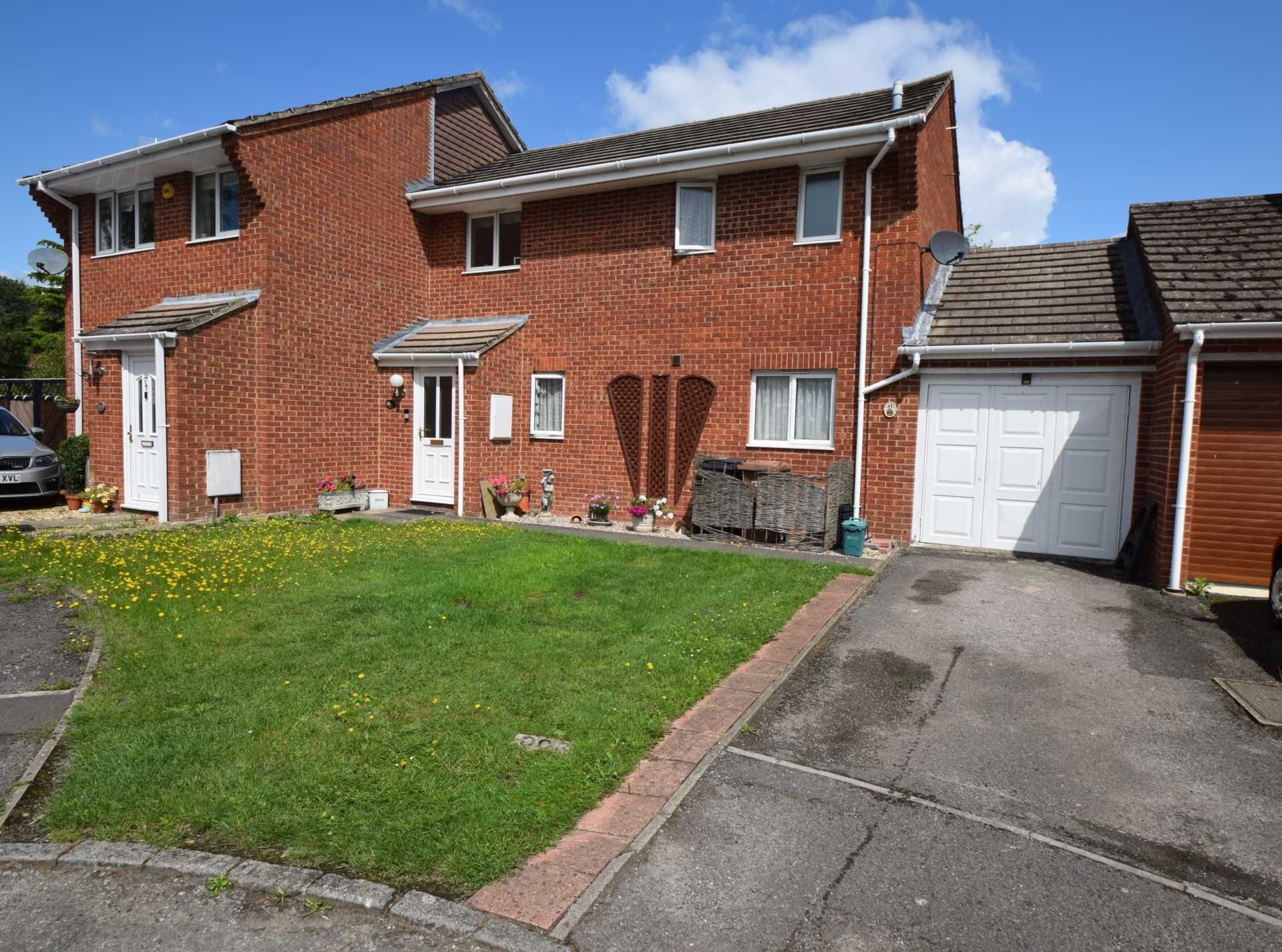 3 bed semi-detached house