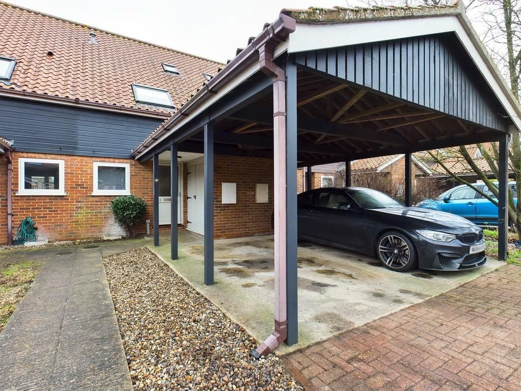 2 Bedroom Semi Detached House