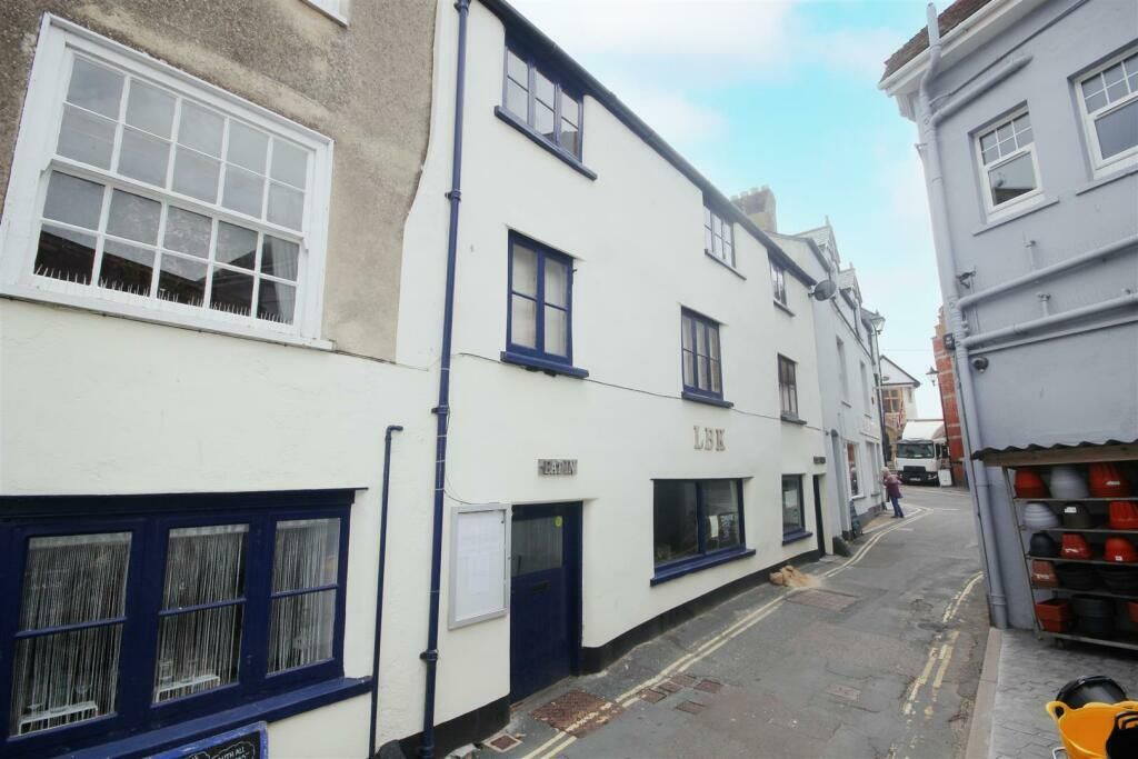 2 bed flat