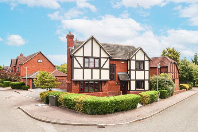 Badgers Gate, Dunstable, LU6 4 bed detached house for sale