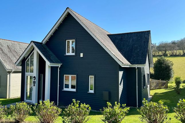 St. Austell PL26 4 bed house for sale