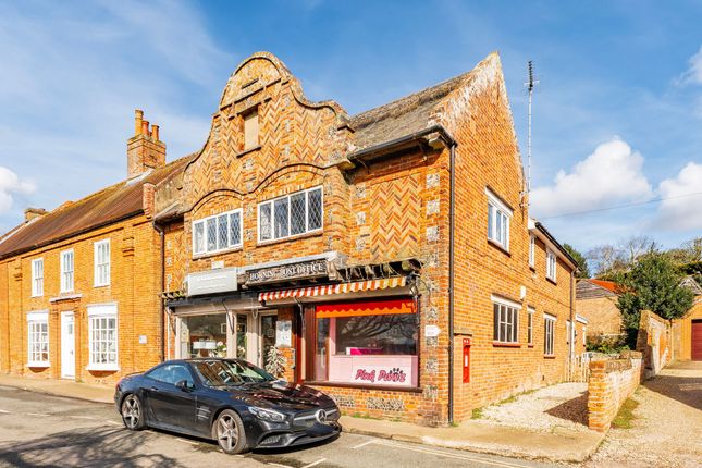 Lower Street, Horning 2 bed maisonette for sale