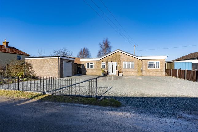 4 bedroom detached bungalow for sale