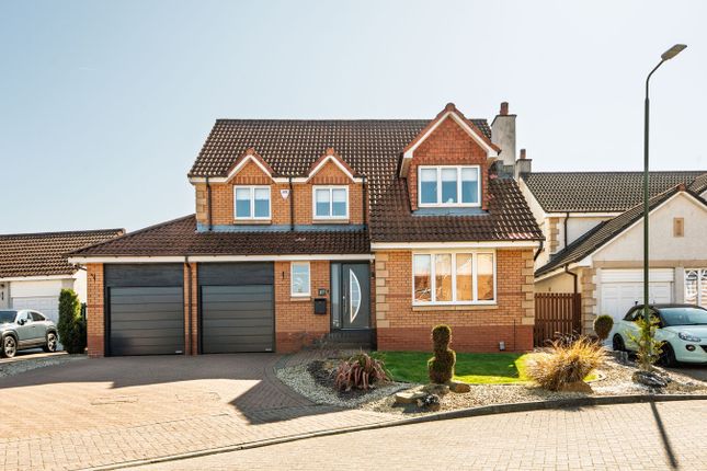 Inch Colm Avenue, Larbert, FK5 4 bed detached house for sale