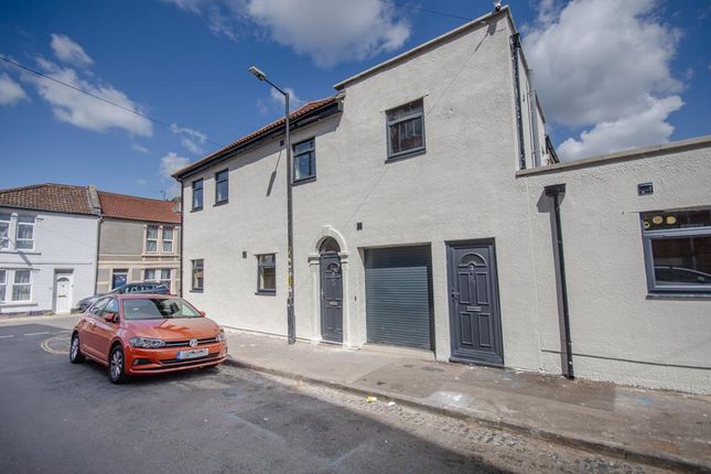 2 bedroom maisonette for sale