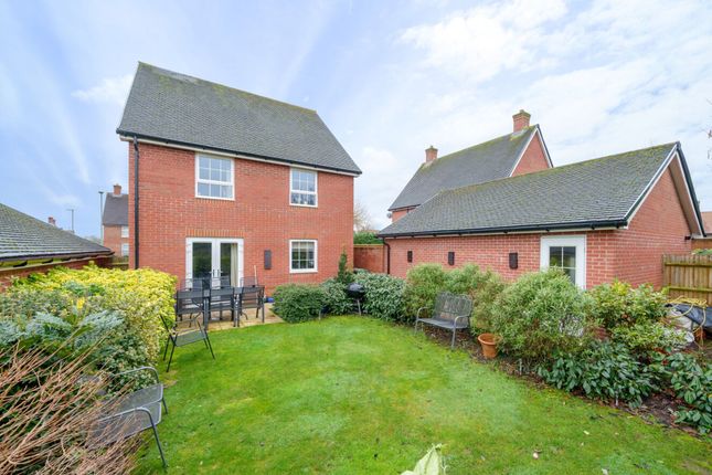 Weald Way, Petersfield, GU31 4 bed detached house for sale