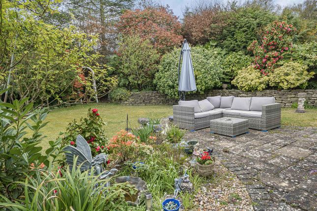 Spinney Close, St. Leonards, Ringwood 3 bed bungalow for sale