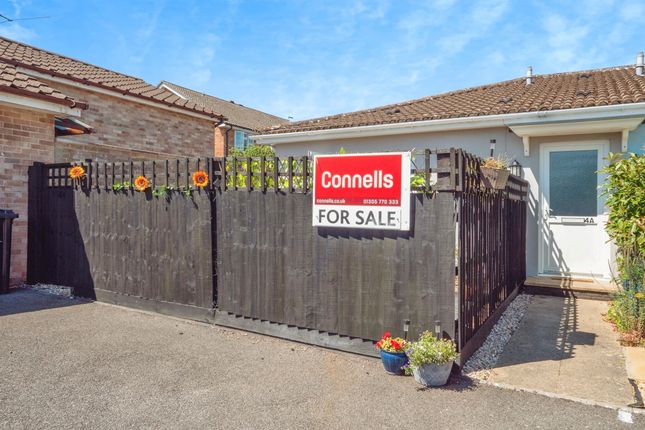 2 bedroom semi-detached bungalow for sale