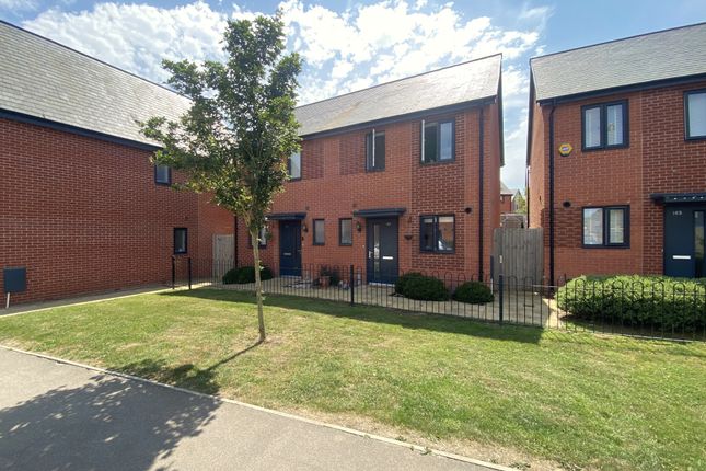 2 bedroom semi-detached house for sale