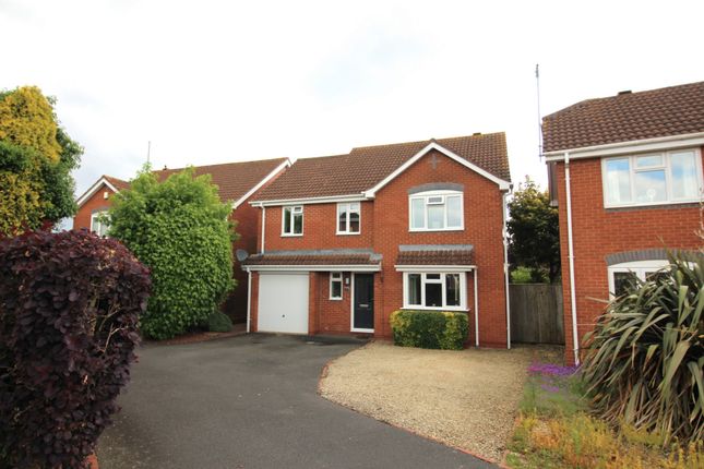 Steatite Way, Stourport on Severn, DY13 5 bed detached house for sale