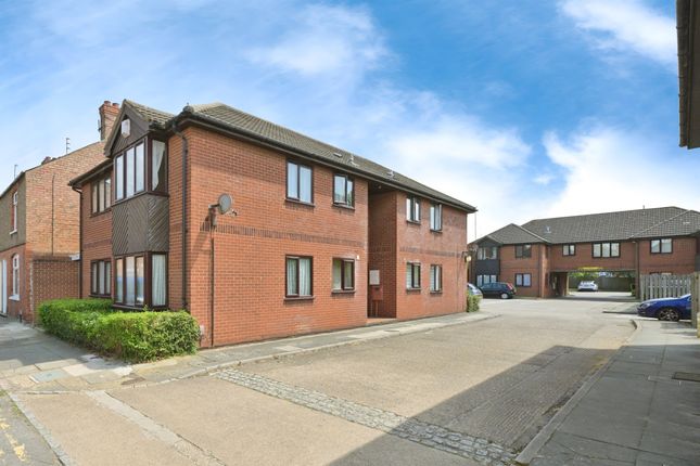 1 bed flat