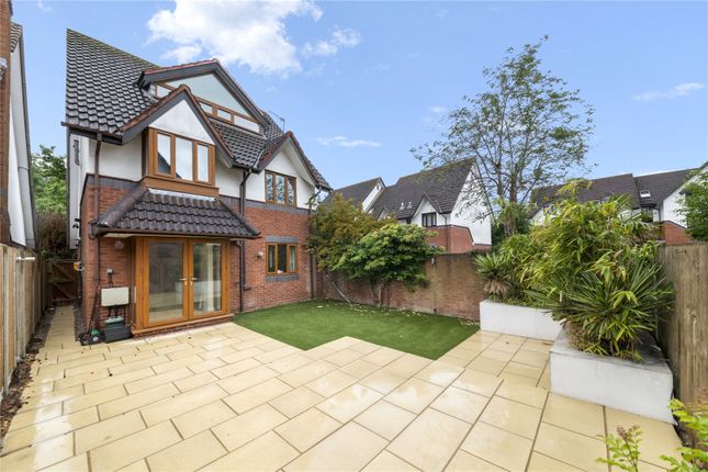 Wren Drive, West Drayton, UB7 5 bed detached house for sale