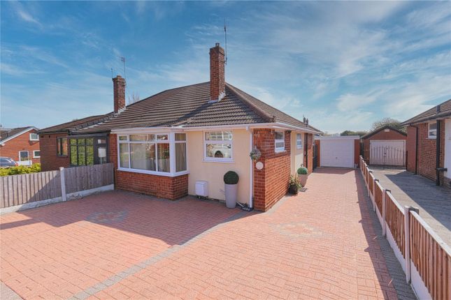 Thompson Road, Manchester M34 2 bed bungalow for sale