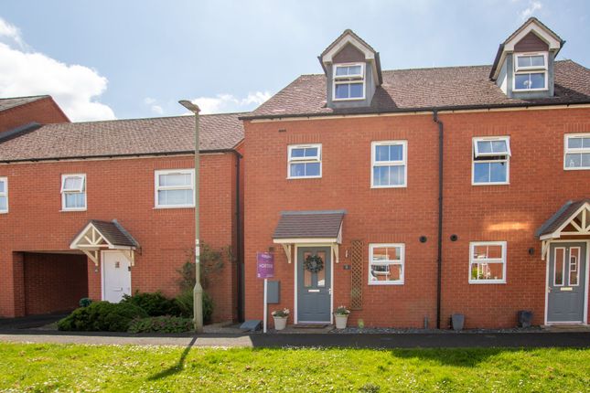 3 bedroom town house for sale