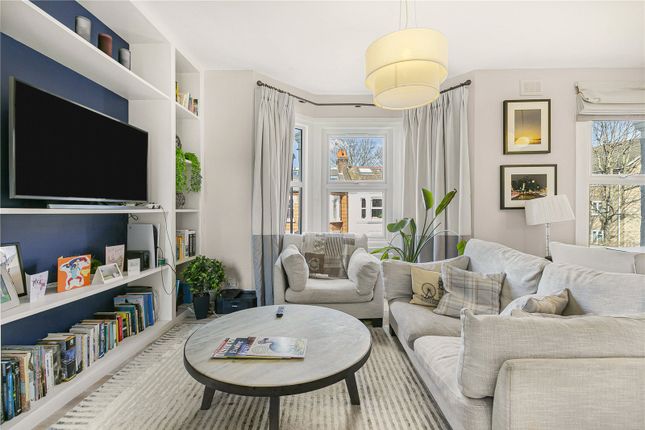 Hydethorpe Road, London, SW12 2 bed apartment for sale