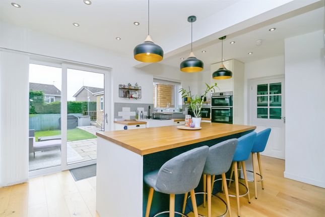 3 bed semi-detached house