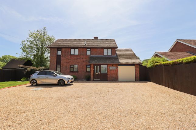 4 bed detached house