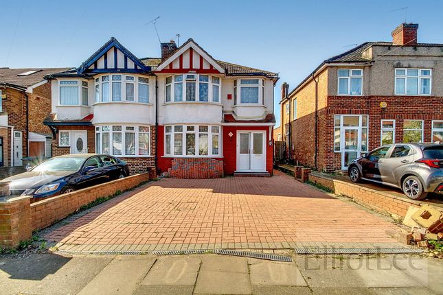 Daryngton Drive, Greenford UB6 4 bed semi