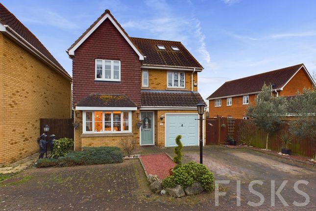 Jasmine Close, Canvey Island, SS8 5 bed detached house for sale