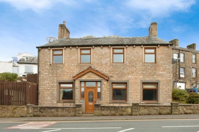 Skipton Road, Foulridge, Colne BB8 4 bed detached house for sale