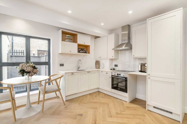 The Avenue, London W13 1 bed maisonette for sale