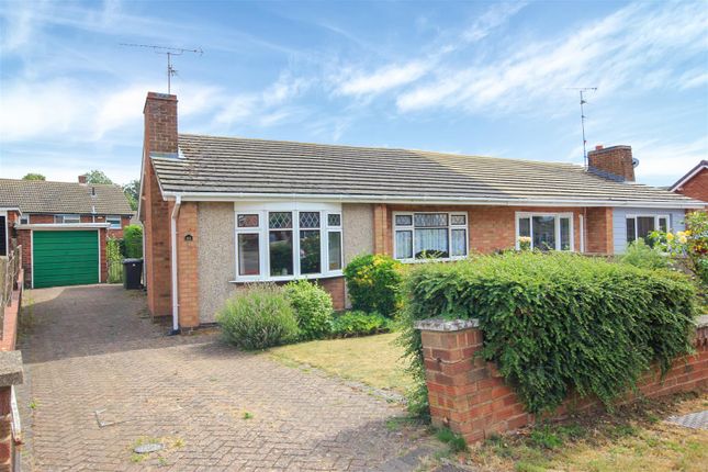 2 bedroom semi-detached bungalow for sale