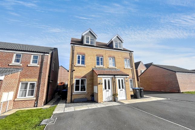 Acorn Drive, Acklam, Middlesbrough... 3 bed semi