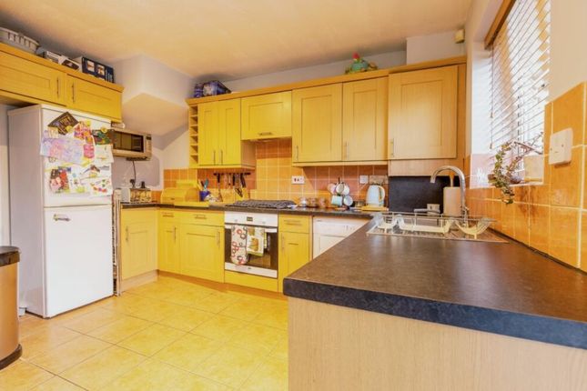 3 bed semi-detached house