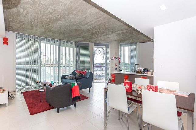 Hoola Building, East Tower, 1 Tidal... 2 bed apartment for sale