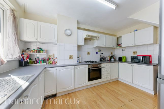 4 bedroom flat for sale