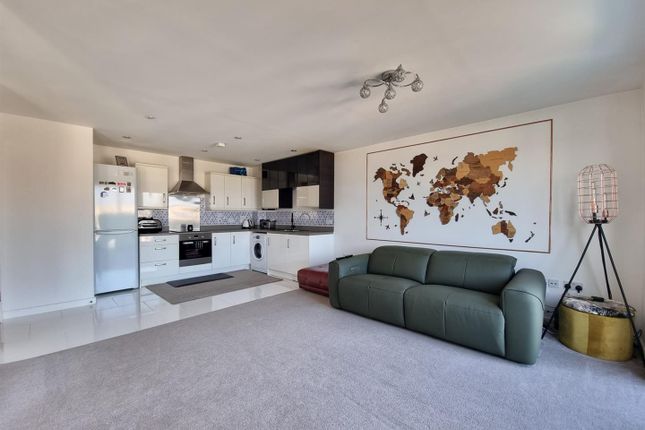 Minter Road, Barking 1 bed flat for sale