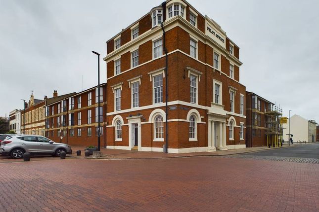 Queen Street, HU1 1 bed apartment for sale