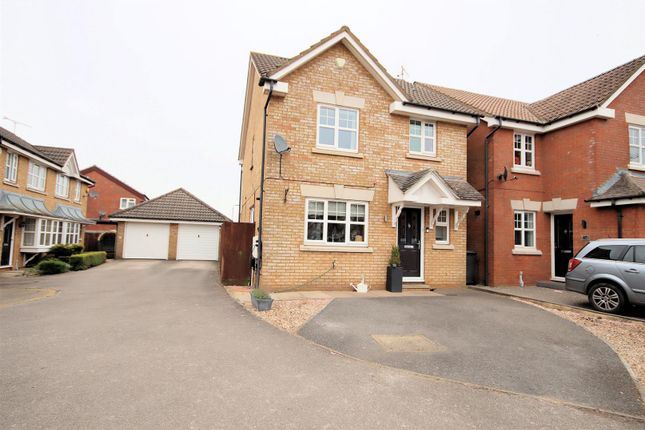 Randall Drive, Toddington, Dunstable 4 bed detached house for sale