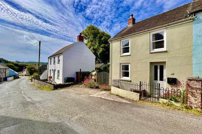 Ffordd Yr Afon, Trefin 2 bed cottage for sale