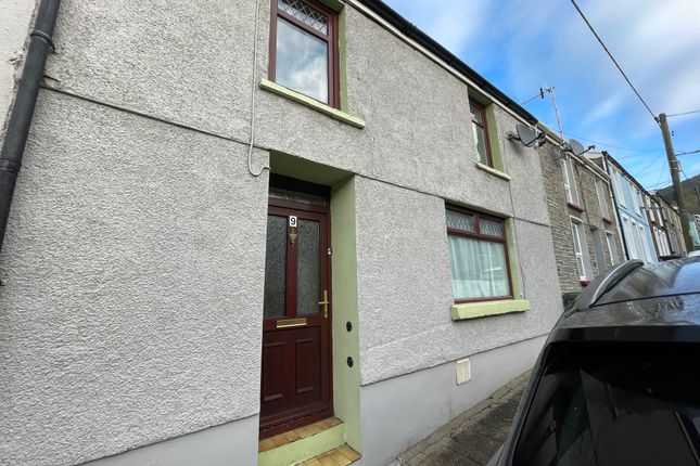 Phillip Street, Caegarw 2 bed terraced house for sale