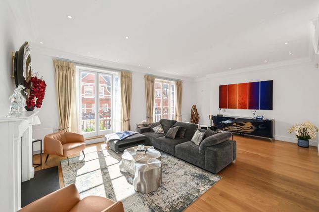 Green Street, Mayfair, London, W1K 3 bed apartment for sale
