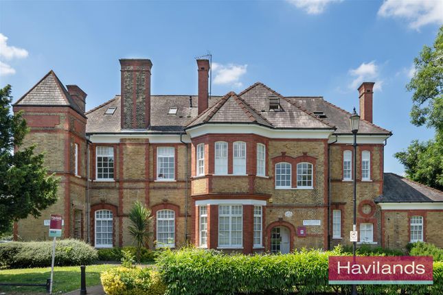 Regan Lodge, Pennington Drive, London 1 bed flat for sale