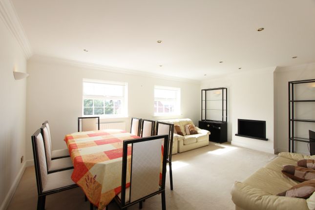 3 bed flat