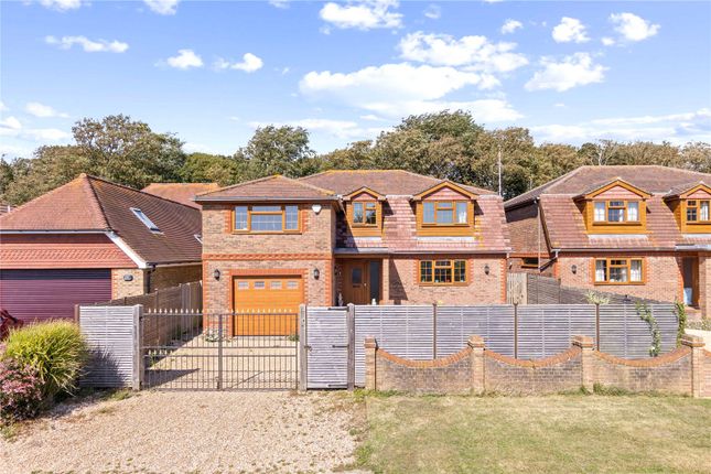 5 bed detached house