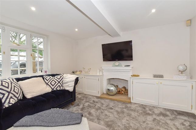 3 bed detached house