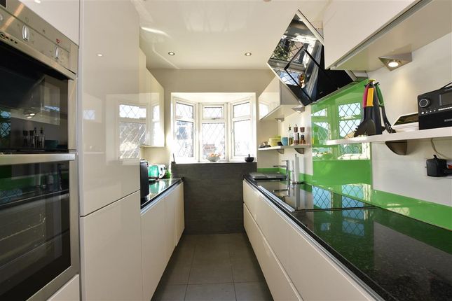 4 bed chalet