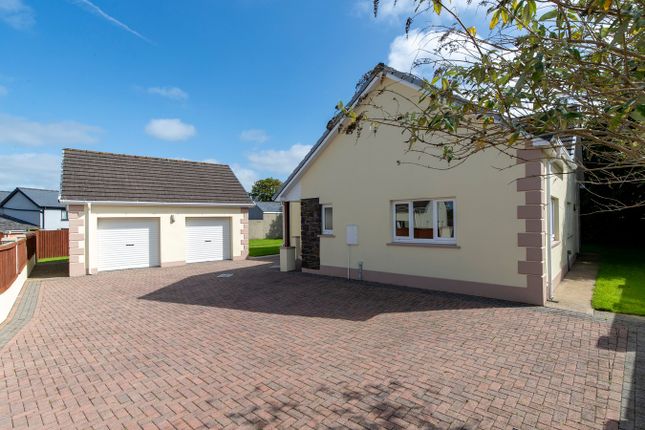 Narberth SA67 4 bed detached bungalow for sale
