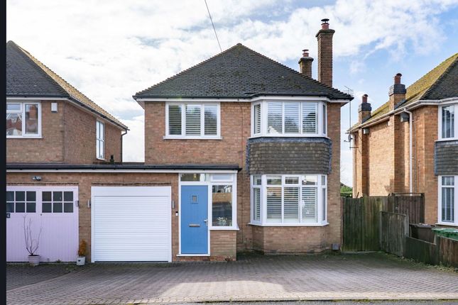 Malvern Road, Lickey, B45 8EX 3 bed link detached house for sale