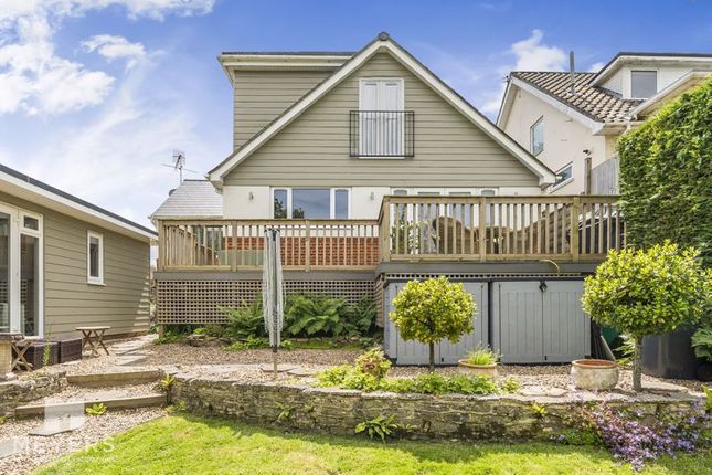3 bed detached house