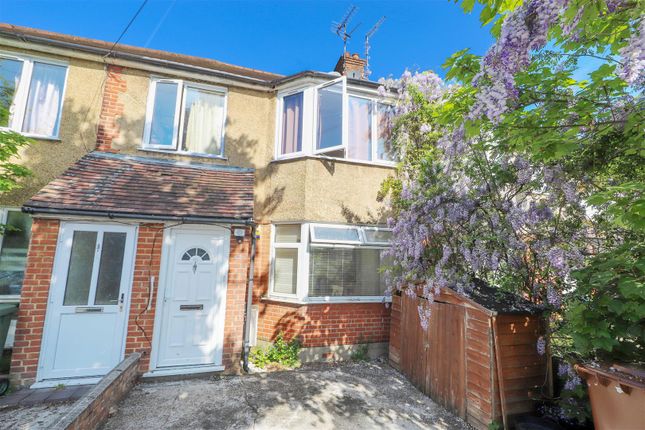 3 bedroom maisonette for sale