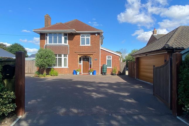 3 bed detached house